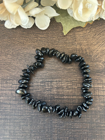 Natural Stone Chip Bracelet 7.5 inch Stretch - Black Tourmaline