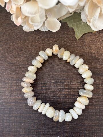 Natural Stone Gem Bracelet 7.5 inch Stretch - White Moonstone Chunk