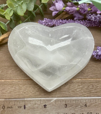 Selenite Round Bowl 4"