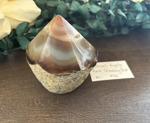 Agate Raw Standing Point Natural #1