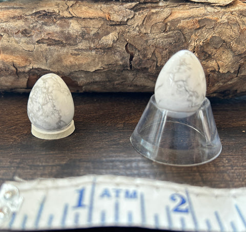 Howlite Mini Egg