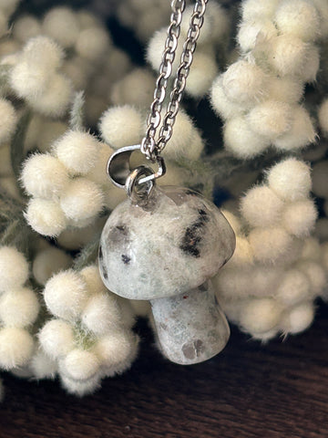 Metal Chain Necklace - Kiwi Jasper Mushroom
