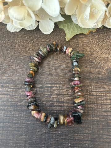 Natural Stone Chip Bracelet 7 inch Stretch-Mixed Tourmaline