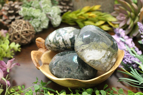 Moss Agate Therapy Stone